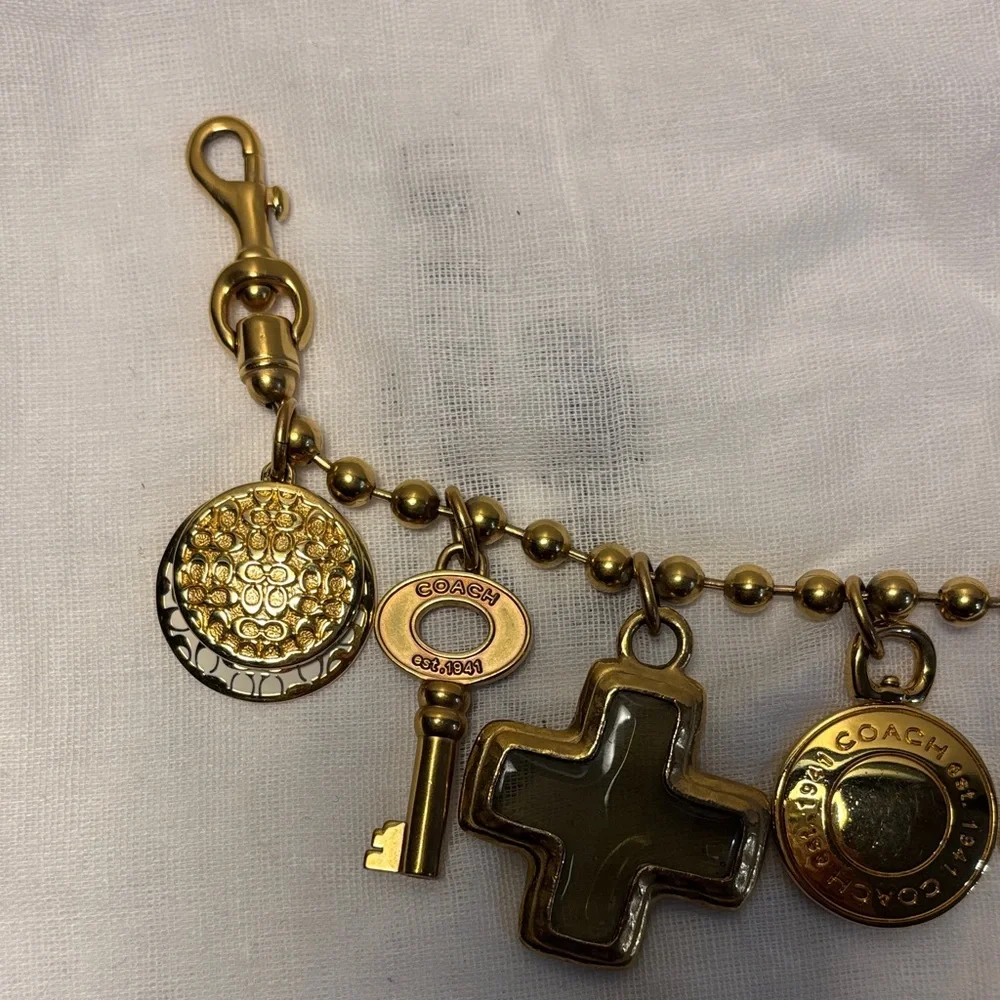 Rare NWOT Vintage Chunky Coach 7 Charm Bracelet - Picture 7 of 9